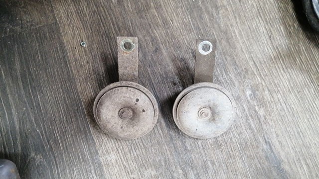 Клаксон 25610VJ200 NISSAN