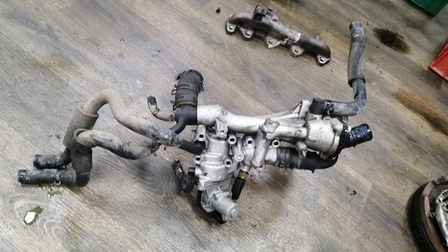 Шланг/патрубок рідинного охолодження турбіни, обратка 256502F000 HYUNDAI
