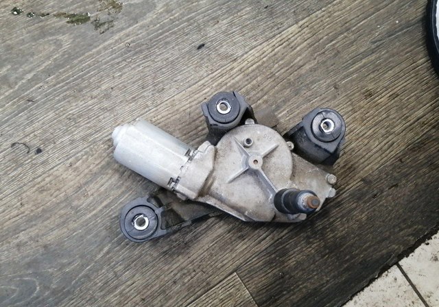 Двигун склоочисника заднього скла 287100007R RENAULT