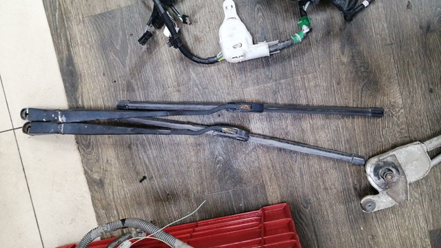 Важіль двірника 28886EB300 NISSAN