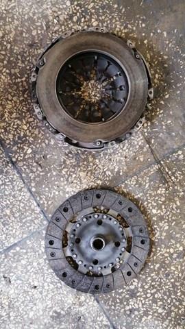 Зчеплення і комплектуючі 3020500Q0F NISSAN