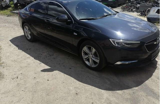 Праве бічне дзеркало 39186962 GM