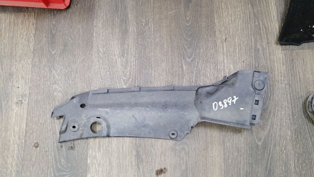 Накладка верхня передньої панелі/супорту радіатора 3T0807082 VAG
