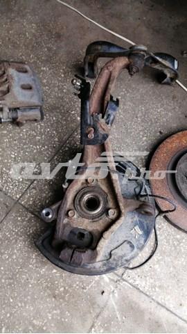 Цапфа поворотна ліва 400151LA0A NISSAN