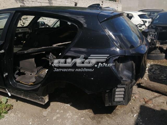 Крило заднє ліве 41007284387 BMW