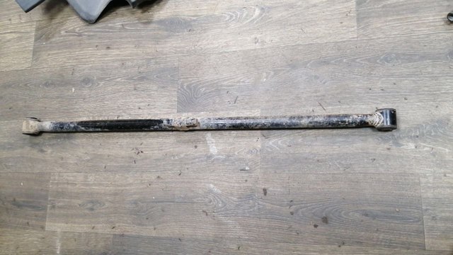 Штанга реактивна 4121A120 MITSUBISHI