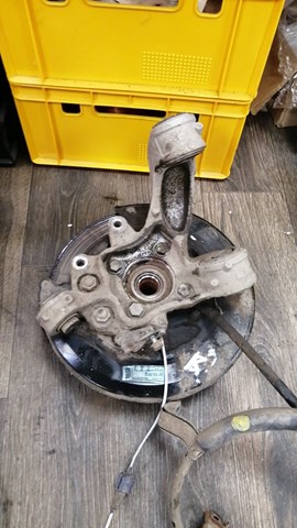 Захист гальмівного диска заднього, правий 43110SWW003 HONDA