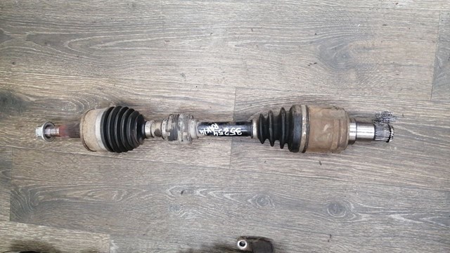 Привід лівий 434200R080 TOYOTA