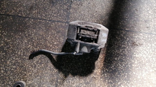 Супорт гальмівний задній правий 44001W030P MITSUBISHI