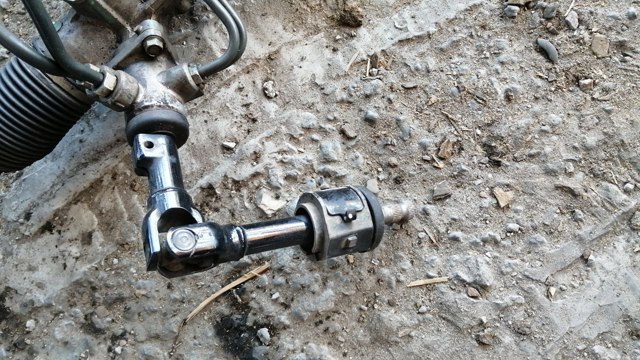 Рульовий кардан нижній 4401A479 MITSUBISHI