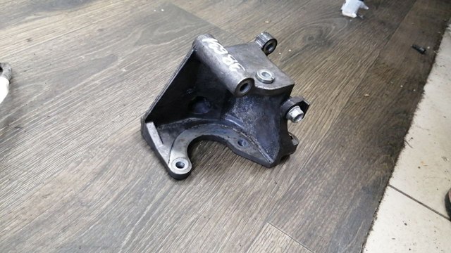 Кріплення насоса ГПК 4450A269 MITSUBISHI