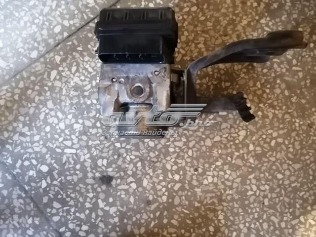 Блок керування АБС (ABS) 4451042150 TOYOTA