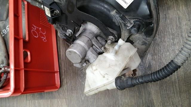 Бачок головного гальмівного циліндру 4635C2 PEUGEOT
