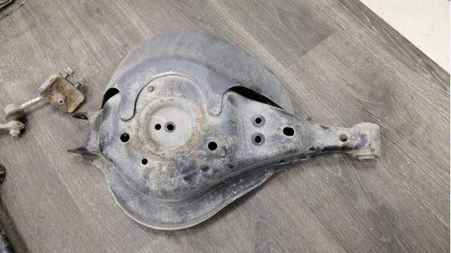 Балансир задній нижній 4873048180 TOYOTA