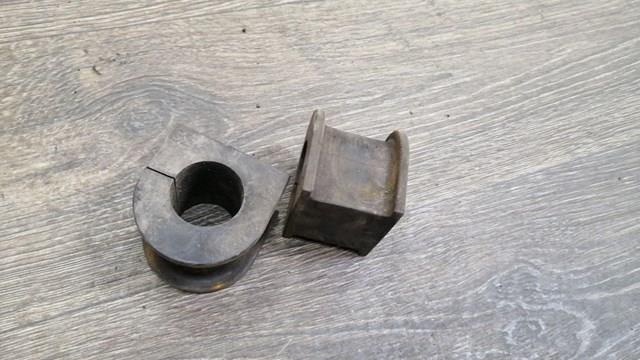 Подушка стабілізатора передня 488150K090 TOYOTA