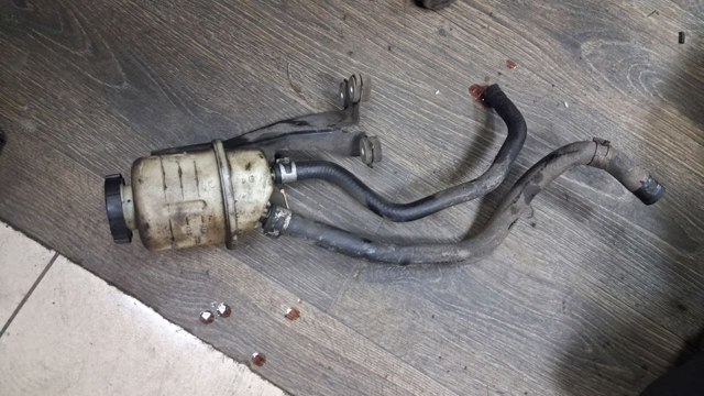 Бачок гідропідсилювача 49180EA000 NISSAN