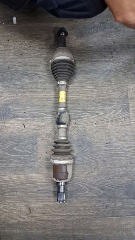 Привід лівий 49500J9150 HYUNDAI