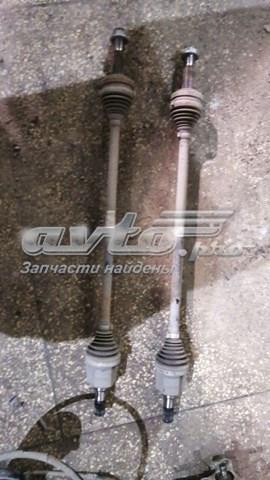 Напіввісь задня 49600D7000 HYUNDAI
