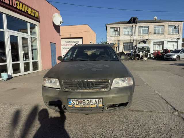 Бампер передній 4B0807103AF7DL VAG