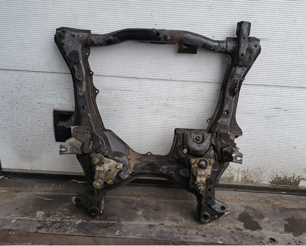 Передня балка 50200SWWE01 HONDA