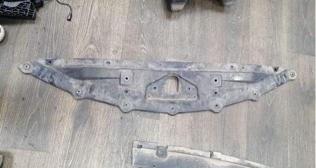 Підсилювач бампера 51647046420 BMW