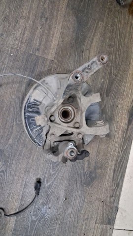Цапфа поворотного кулака 52710J9500 HYUNDAI