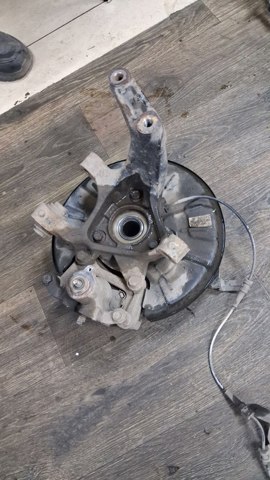 Цапфа права 52720J9500 HYUNDAI