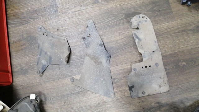Ущільнювач арки крила 5373535150 TOYOTA