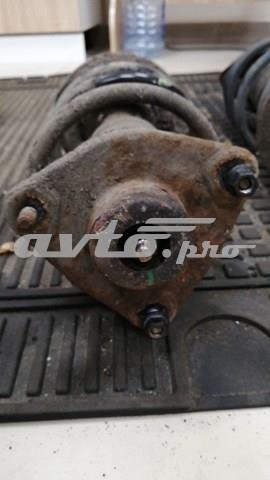 Кріплення переднього амортизатора 546102Y000 HYUNDAI