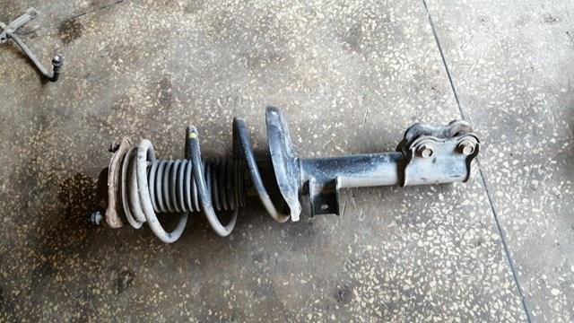 Амортизатор передньої підвіски 546612T021 HYUNDAI