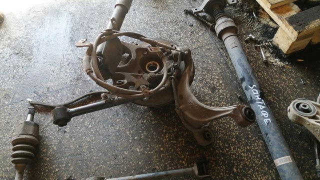 Поперечна тяга задньої підвіски 552502P010 HYUNDAI