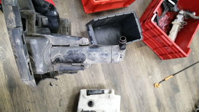 Сопло омивача фари передньої, правої 5L0955966 VAG