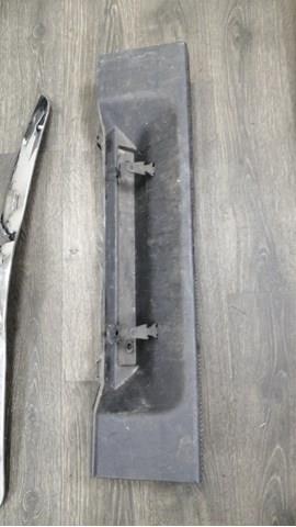 Накладка перегородки 5L6863459A VAG