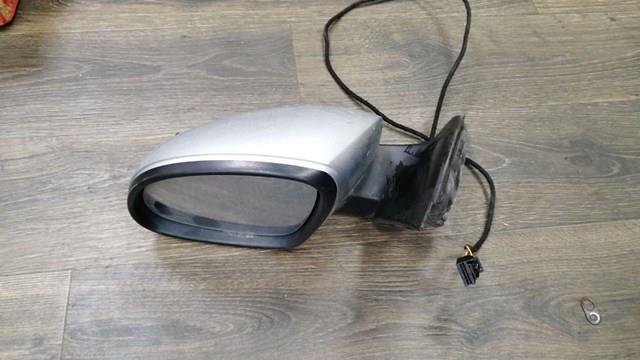 Накладка водійського дзеркала 5N0857537GRU VAG