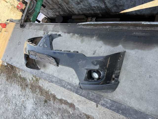 Бампер на авто 6400D164 MITSUBISHI