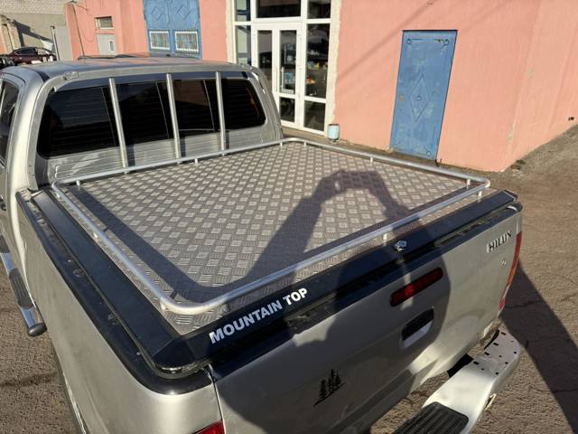 Вікно заднє Тойота Хайлюкс