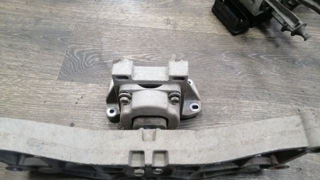 Подушка КПП 68084746AA CHRYSLER