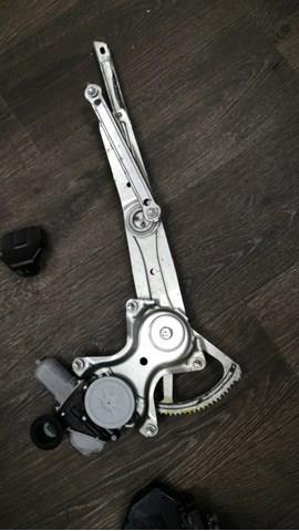 Склопідйомник передньої правої двері 6980148050 TOYOTA