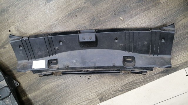 Накладка перегородки 6988986 BMW