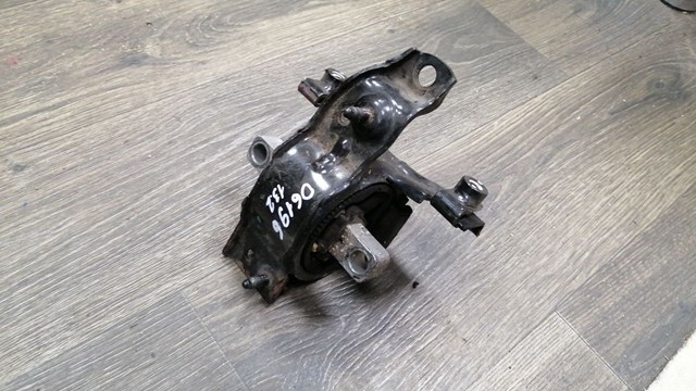 Подушка (опора) двигуна, ліва задня 6RF199555H VAG