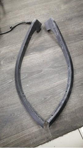 Молдинг арки колеса заднього, правий 7587348010 TOYOTA