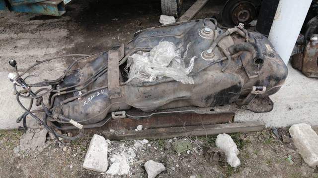 Бензобак 770010K470 TOYOTA