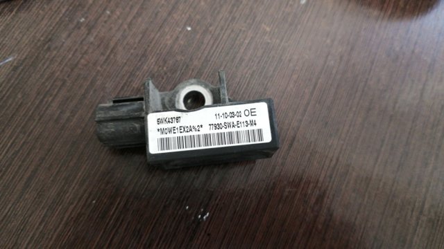 Датчик AIRBAG передній 77930SWAE11 HONDA