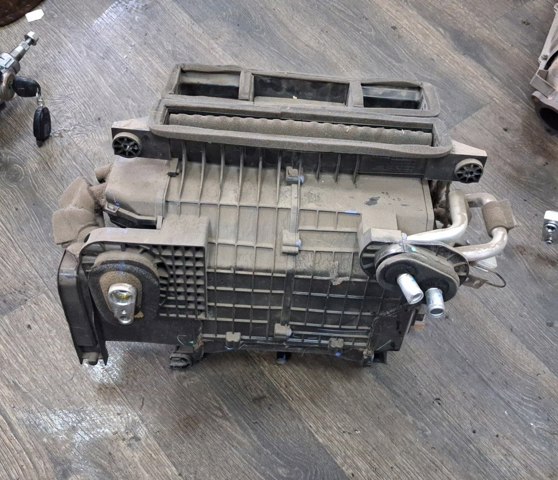 Радіатор опалювача салону 7801A382 MITSUBISHI