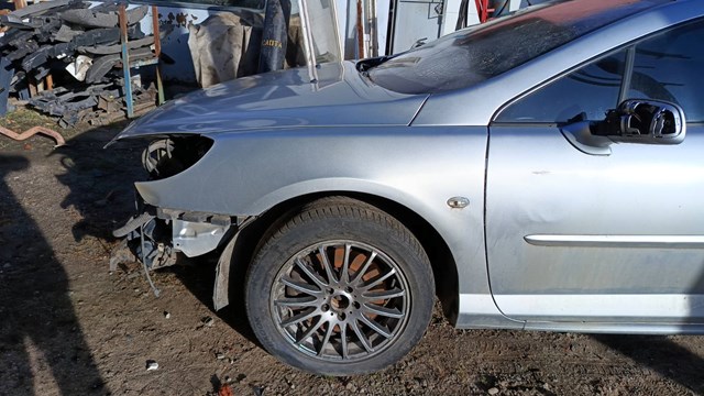 Ліве переднє крило 7840Q5 PEUGEOT