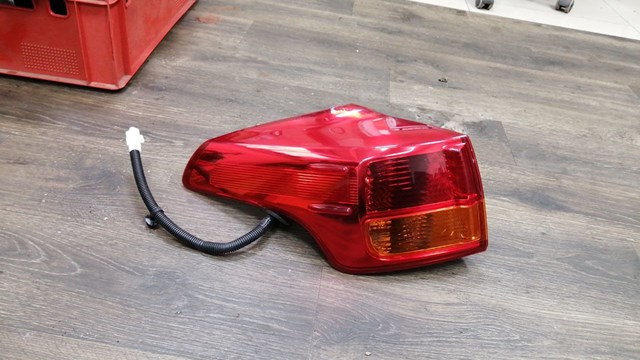 Стоп задній 8156142171 TOYOTA