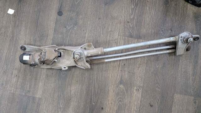 Трапеція щіток лобового скла 8251A020 MITSUBISHI