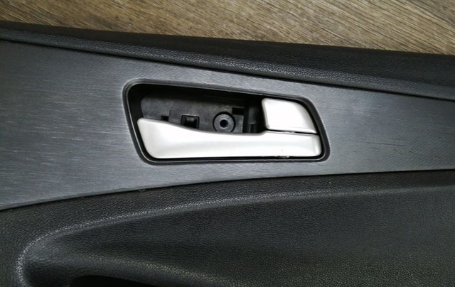 Ручка передньої двері внутрішня права 826203S000 HYUNDAI