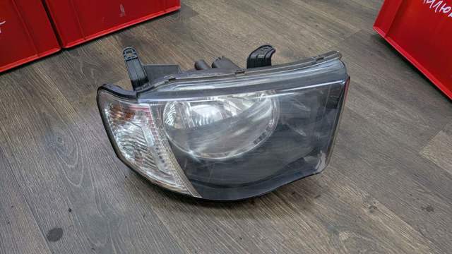 Основна фара - вставка 8301B462 MITSUBISHI