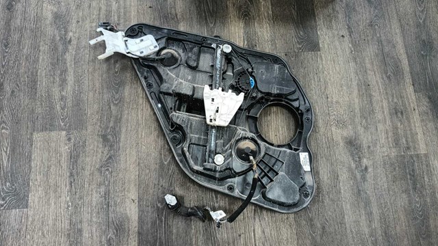 Механізм склопідйомника двері задньої, правої 834813S001 HYUNDAI